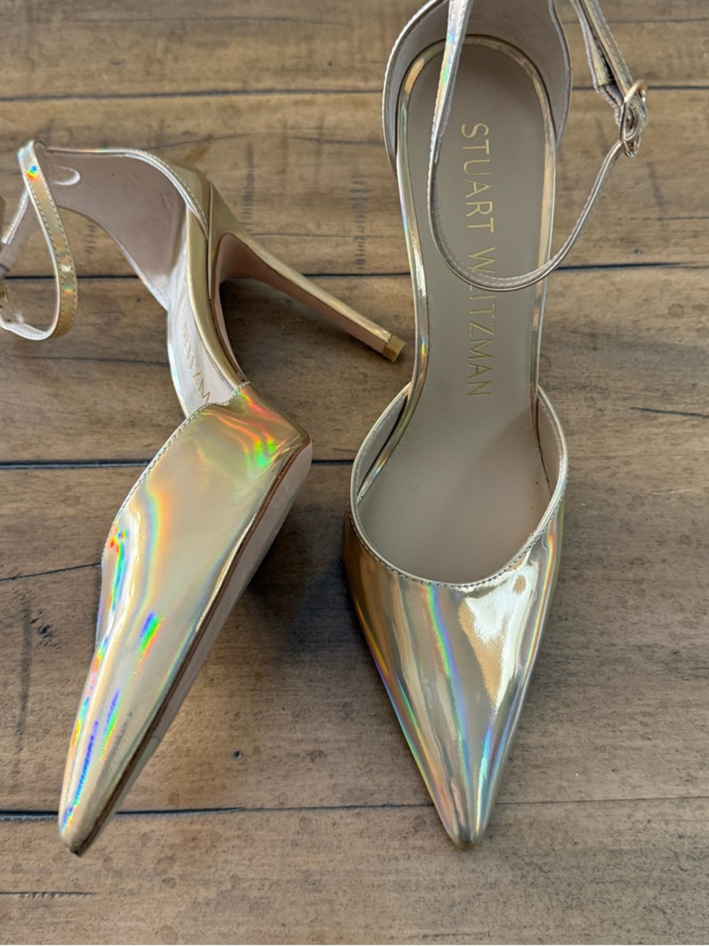Stuart Weitzman Size 8 Iridescent Gold Pointed-Toe Ankle-Strap Pumps